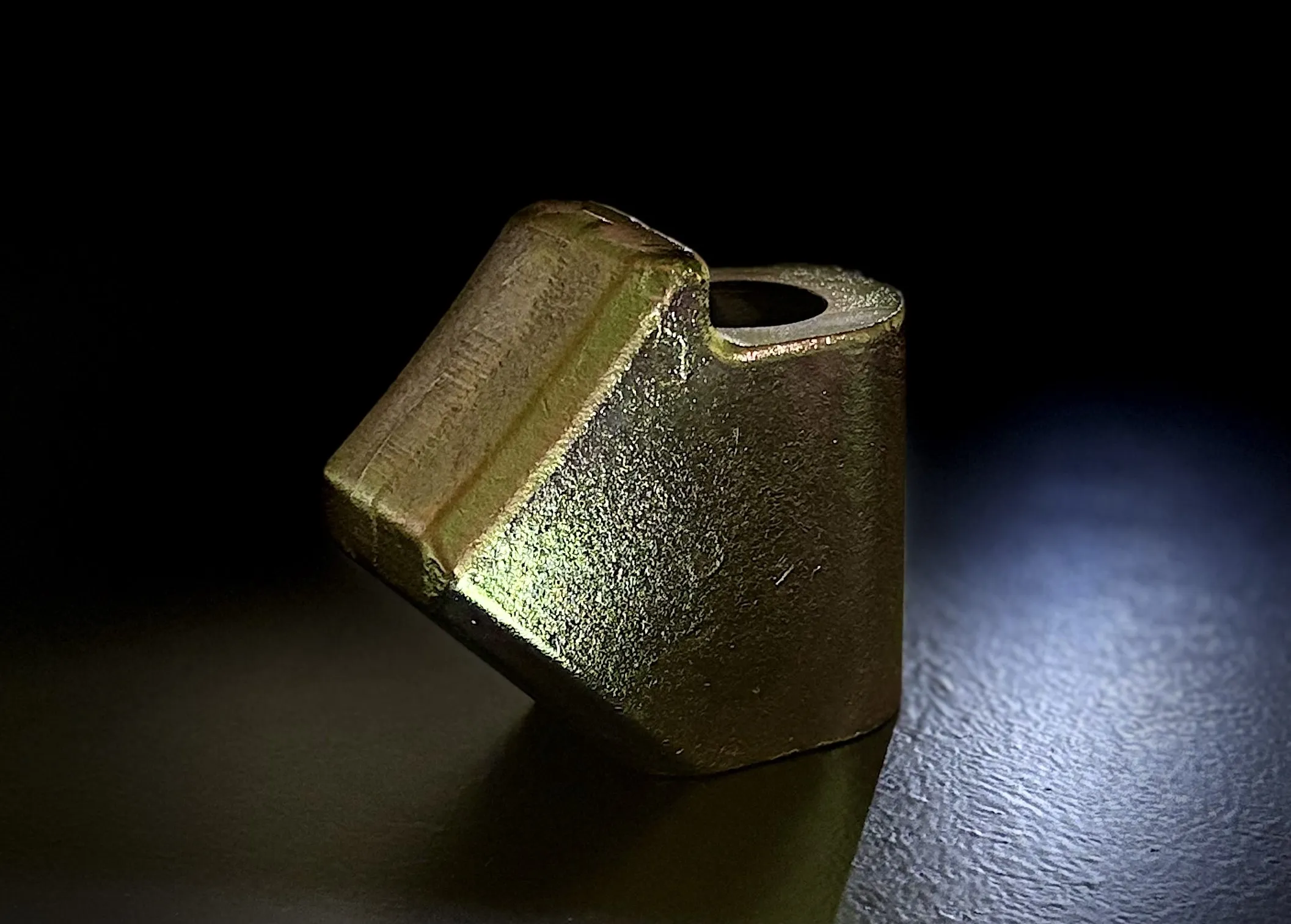 25'lik Bayraklı Elmas Yuvası